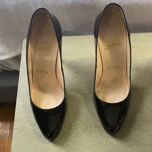 LV Ladies shoes size 37 1/2